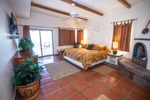 4 slaapkamers, een strijkplank/strijkijzer, gratis wifi, beddengoed