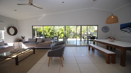 Bather's Pavilion Holiday House