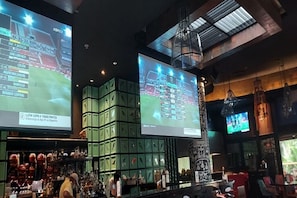 بار (في المنشاة)