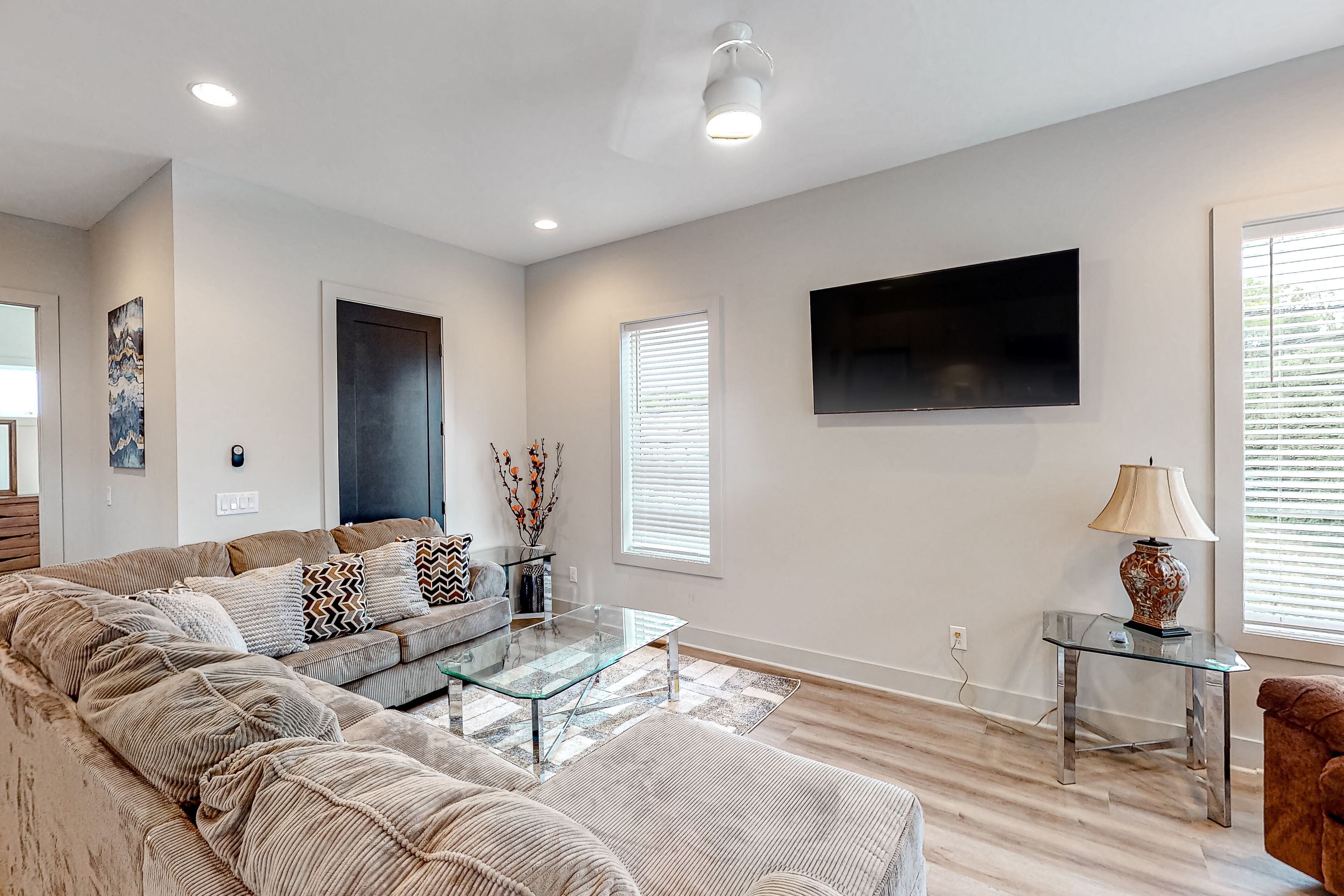 Perfect Family Home Near Downtown W/ Free WiFi, Spacious Interior & More