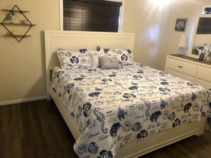 2 bedrooms, desk, free WiFi, bed sheets