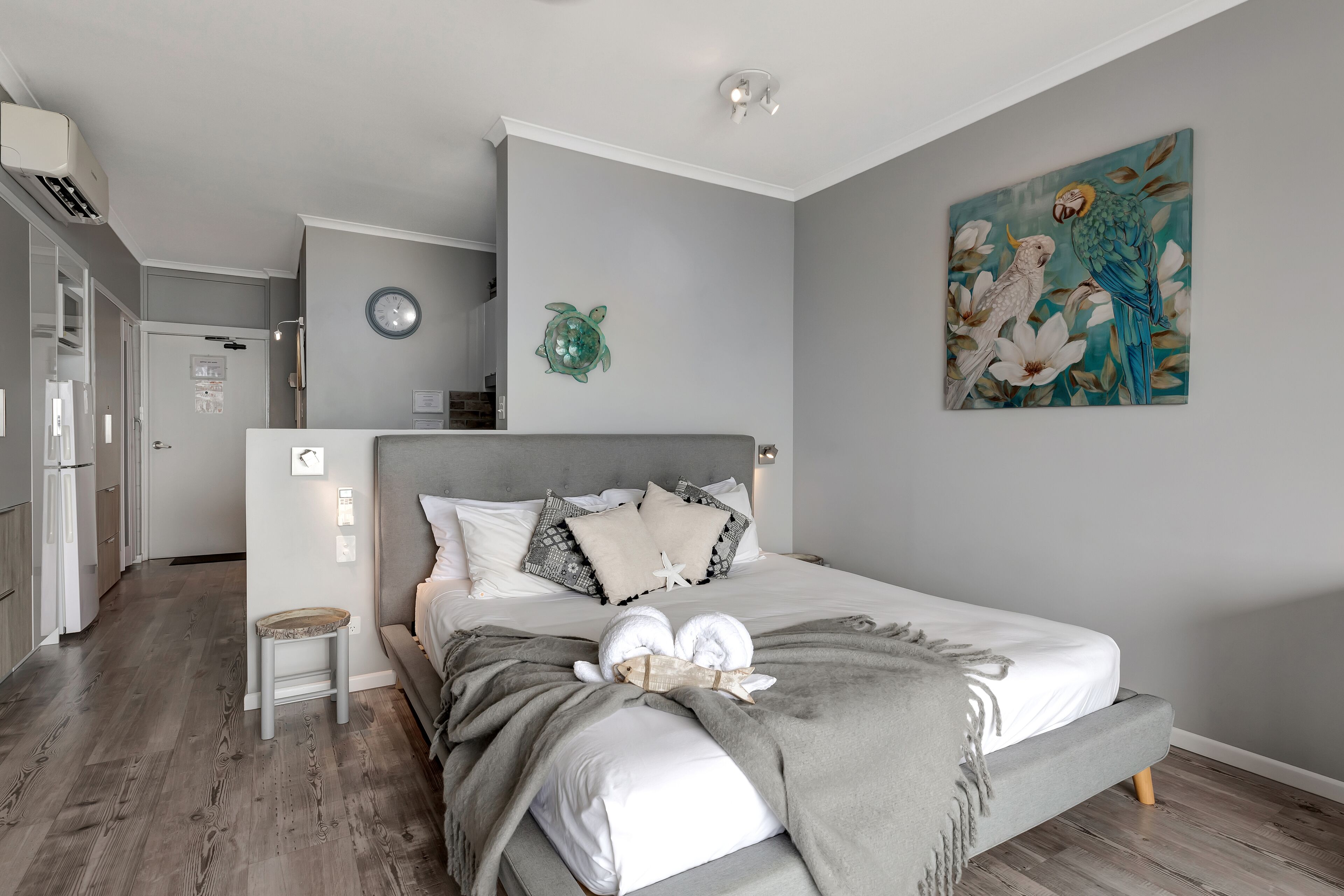 Honeymoon Studio | Individually decorated, individually furnished, iron/ironing board