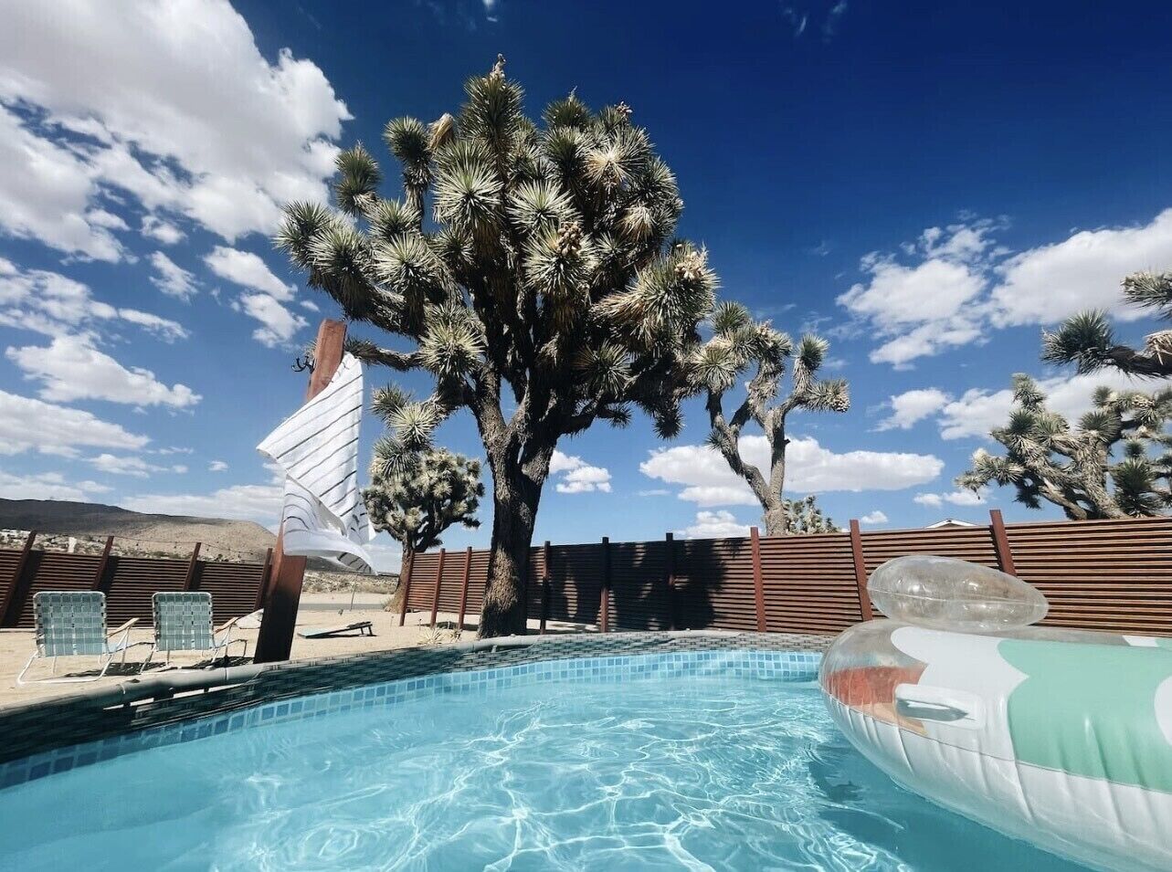 'Veda House' scenic views, quiet sanctuary w/pool