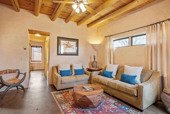 Téléviseur, bureau