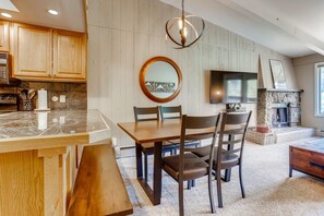 Appart'hÎtel, 2 chambres | Cuisine privée
