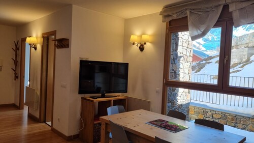 2C Nuria -apt -1 hab- 4 pers- piste-Pas de la Casa-007957