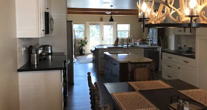 Special Offer!! Payson Home With Scenic View!