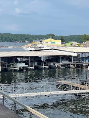 Marina - Pelican Bay - 2B/2B, 28' slip, by Margaritaville! (Osage Beach)