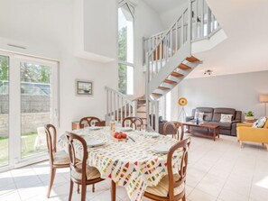 Dining - Armorique by Interhome (Carnac)