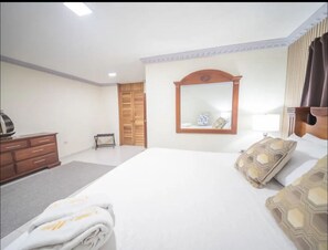 1 Schlafzimmer, Bügeleisen/Bügelbrett, Internetzugang, Bettwäsche