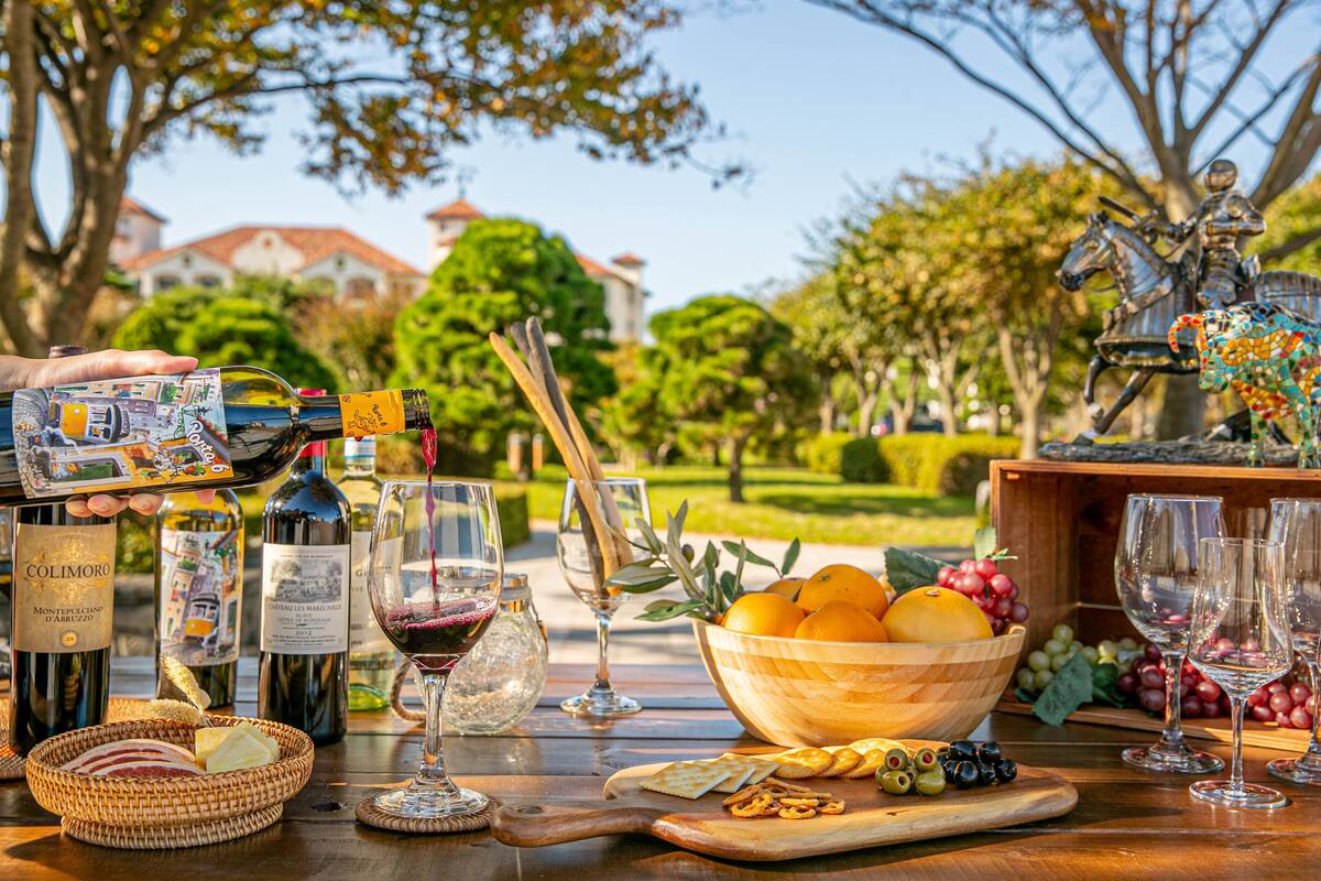 2 bedrooms, premium bedding, free wifi