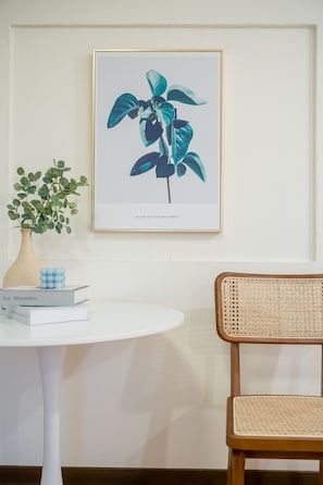 Minibar, desk, free WiFi - The Chambers (Tainan)