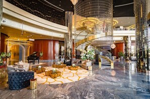 Lobby - Royal Club by RVHR, Three Bedroom Apartment Burj Khalifa View (Dubai)