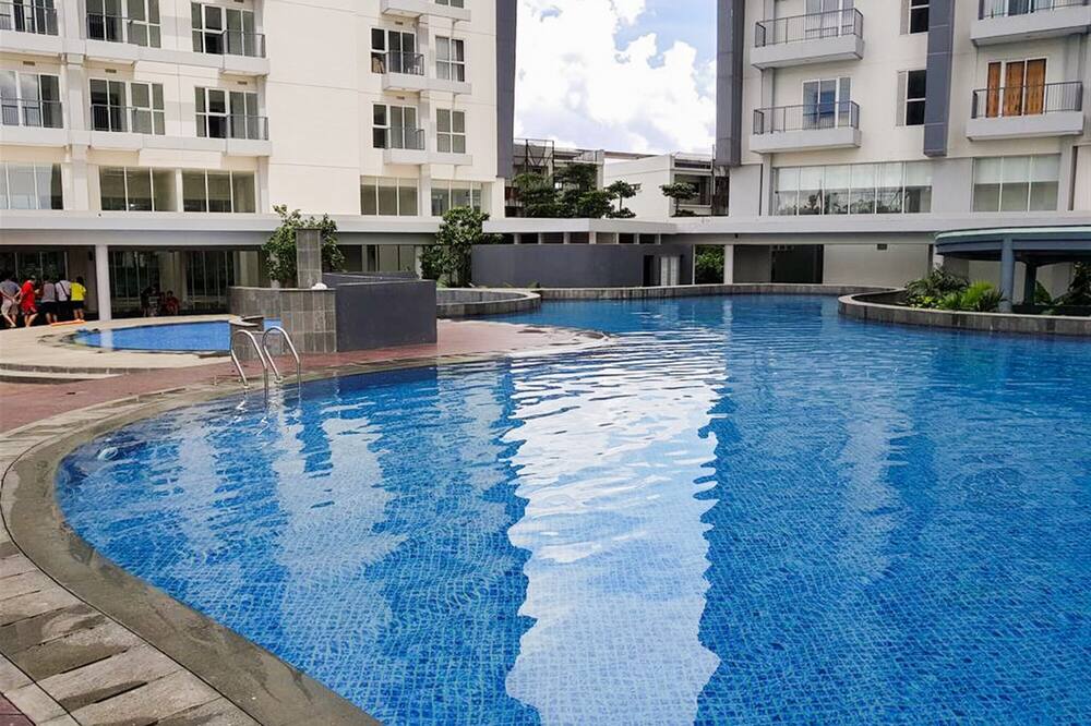 Comfort and Modern 1BR Casa De Parco Apartment