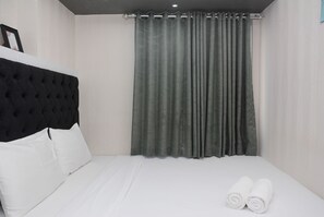 Room | 1 bedroom, free WiFi, bed sheets - Luxurious 2BR at Bassura City Apartment (Jakarta)