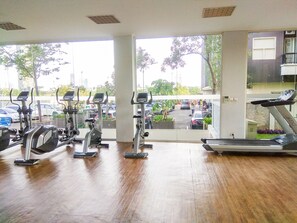 Gym - Fully Furnished with Comfortable Design 1BR Apartment Silkwood Residences (Tangerang)