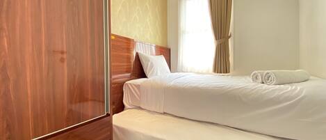 Room | 2 bedrooms, free WiFi, bed sheets