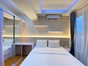 Free WiFi, bed sheets - Wonderful & Stylish Studio at Jarrdin Cihampelas Apartment (Bandung)