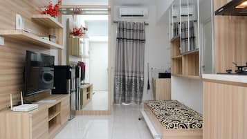 Room | Living area | TV