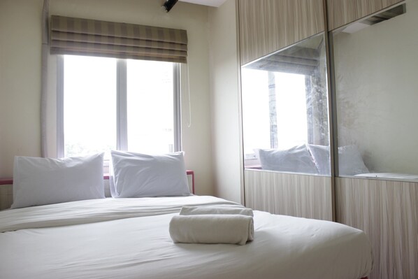 2 bedrooms, free WiFi, bed sheets - Spacious 2BR Apartment Buah Batu Park near Exit Tol (Dayeuhkolot)