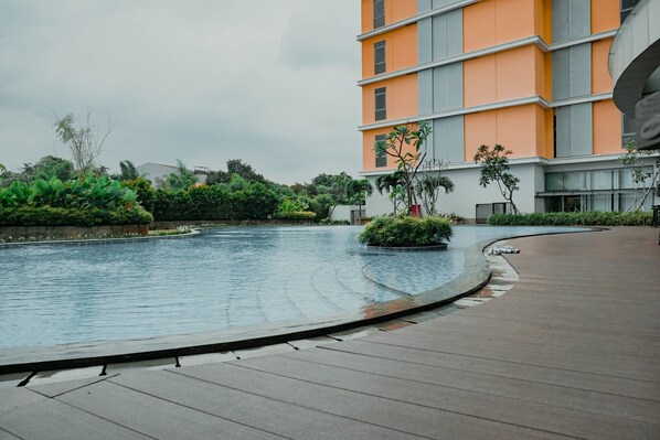Outdoor pool - New Furnish and Homey 1BR Apartment at Pejaten Park Residence (Jakarta)
