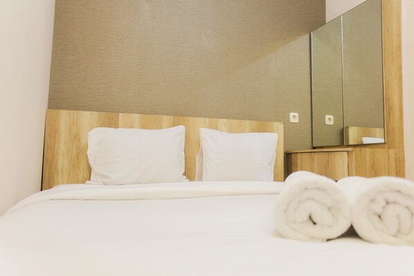 2 bedrooms, free WiFi, bed sheets - Comfortable Fully Furnished 2BR Bassura City Apartment (Jakarta)