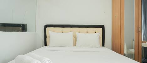 Room | Free WiFi, bed sheets