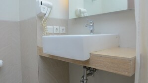 Phòng | Phòng tắm | Buồng tắm vòi sen, đồ dùng nhà tắm miễn phí, khăn tắm 