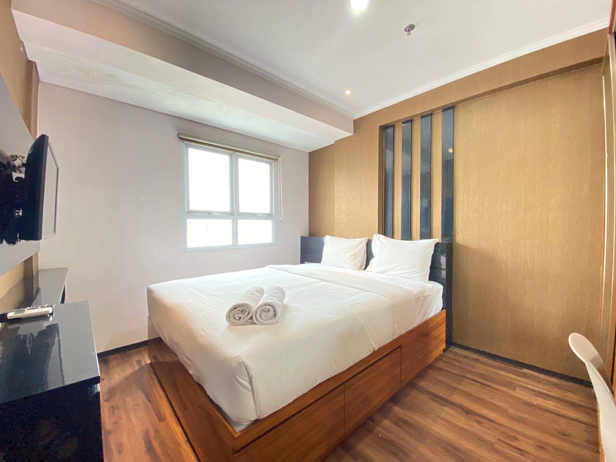 Room | 2 bedrooms, bed sheets