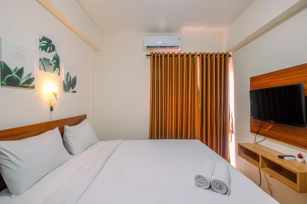 Comfy Studio at Bogorienze Apartment near The Jungle Waterpark