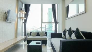 Room | 2 bedrooms, free WiFi, bed sheets