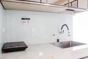 Chambre | Cuisine privée | Réfrigérateur, plaque de cuisson