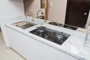Chambre | Cuisine privée | Réfrigérateur, surface de cuisson, lave-vaisselle