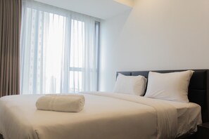 Room | 2 bedrooms, free WiFi, bed sheets - Exquisite 2BR at Branz BSD Apartment (Pagedangan)