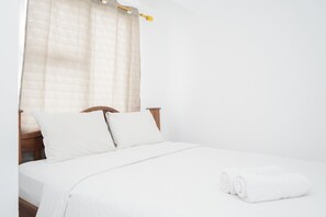 Room | Free WiFi, bed sheets - New and Simply Studio at Urbantown Serpong Apartment (South Tangerang)