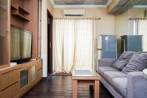 Exterior - Fully Furnished 2BR Apartment at Great Western Resort (Tangerang)