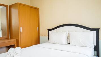 Room | 2 bedrooms, free WiFi, bed sheets