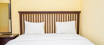 Comfy and Cozy 2BR Great Western Resort Apartment