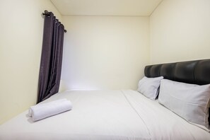 Room | 2 bedrooms, free WiFi, bed sheets - New Furnished and Comfy 2BR at Meikarta Apartment (Cikarang)