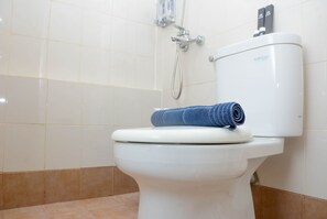 Room | Bathroom - Gorgeous and Cozy 2BR at Bassura City Apartment (Jakarta)
