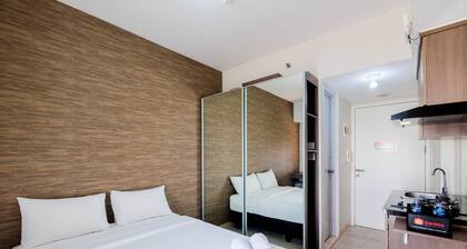 Cozy Studio Apartment at Springlake Summarecon Bekasi