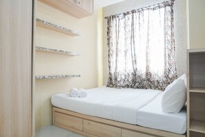 Room | 2 bedrooms, free WiFi, bed sheets - Comfy and Strategic 2BR at Menteng Square Apartment (Jakarta)