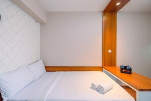 Free WiFi, bed sheets - Comfort and Simply Studio Cinere Resort Apartment (Depok)