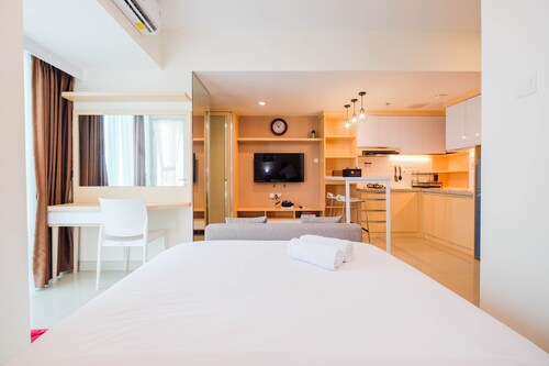 Spacious Studio at Grand Kamala Lagoon Apartment