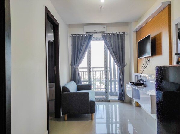 Room - Homey and Comfy 2BR at Vida View Apartment (Makassar)