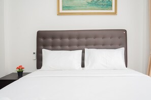 1 bedroom, free WiFi, bed sheets - Nice and Fresh 1BR at Asatti Apartment (Pagedangan)