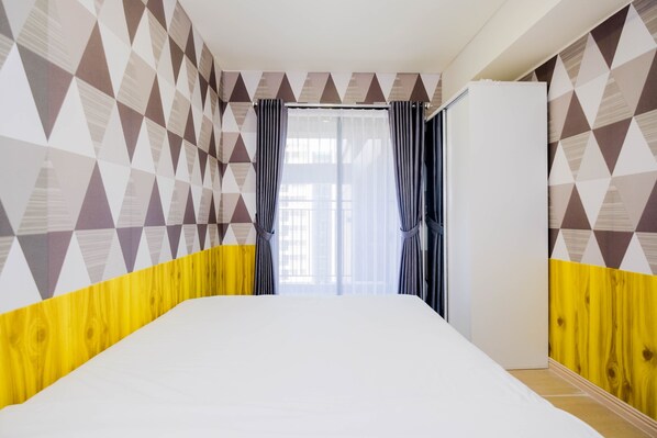 2 bedrooms, free WiFi, bed sheets - Brand New 2BR Meikarta Apartment (Cikarang)