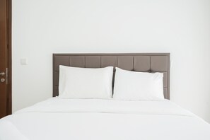 Room | 1 bedroom, free WiFi, bed sheets - Homey and Comfy 1BR at M-Town Signature Apartment (Gading Serpong)