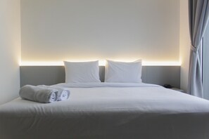 Room | Free WiFi, bed sheets - Scenic Studio at West Vista Apartment Puri (Jakarta)
