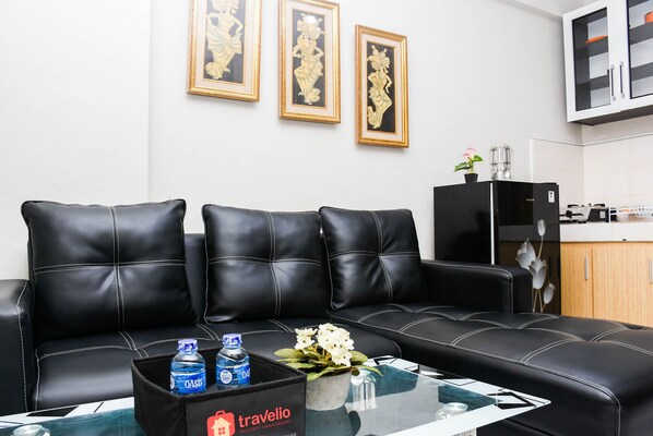 Exterior - Homey and Modern 2BR at Lagoon Apartment near Shopping Center (Bekasi)